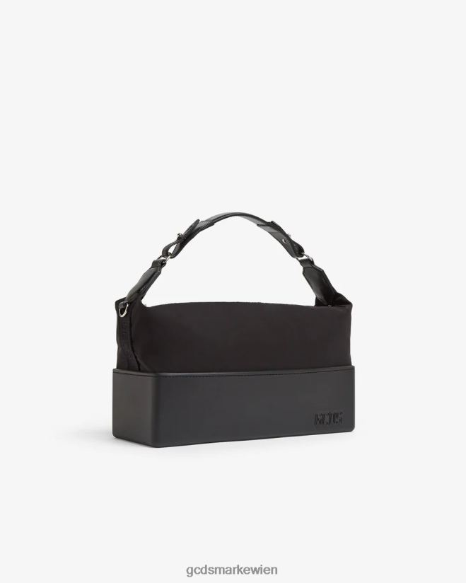 Mittlere Matilda-Nylontasche GCDS Männer Zubehörteil Schwarz V0XTXR257